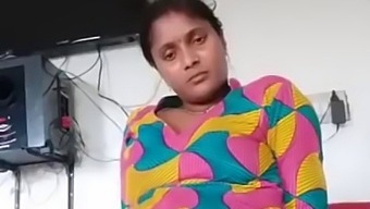 Aunty'S Ass In Indian Porn