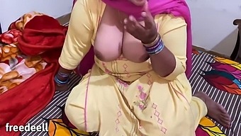 Indian Boy And Pakistani Girl Indulge In Teenage Sex