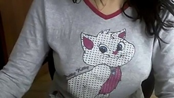 Charming Turkish Webcam Star'S Solo Performance