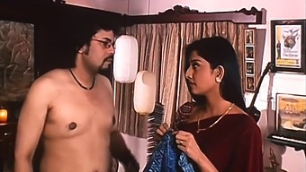 18-Year-Old Indian Girl Gets Naughty On Webcam