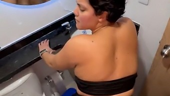 A Random Guy Has Sex With A Young Colombian Woman After Car Sex At A Public Disco